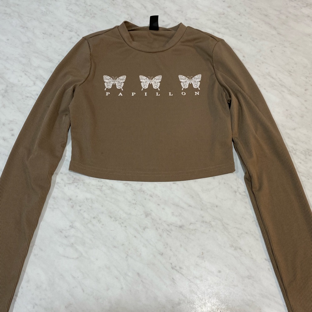 Long sleeve shirt